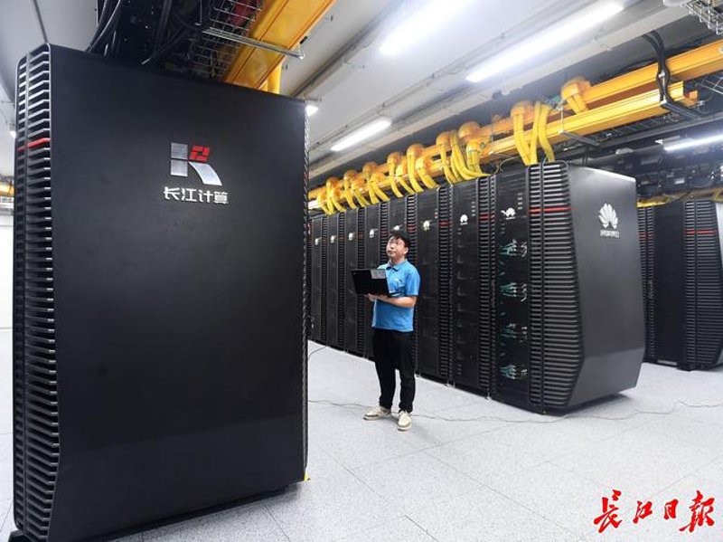 武汉网站建设行业动态解析：趋势与发展